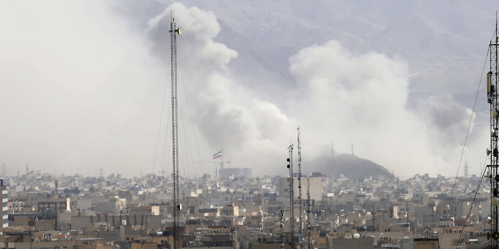 US Jets Crash In Kuwait, Iran Says No Trump Talks