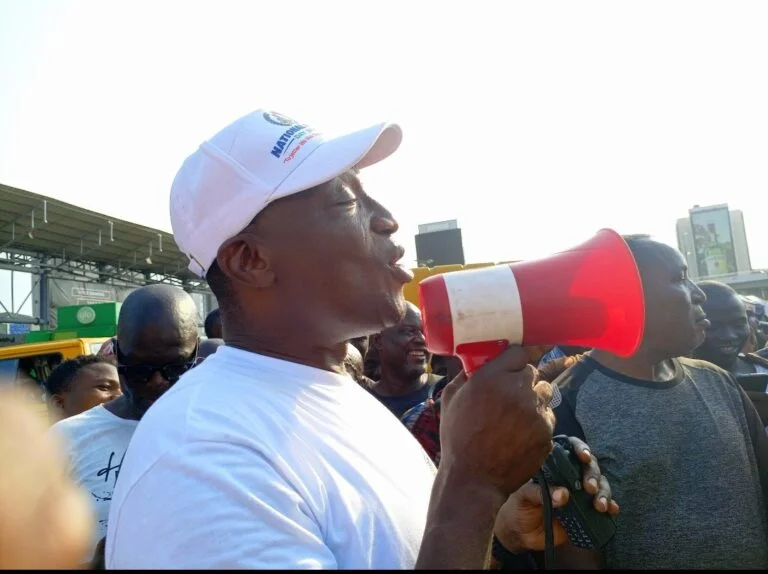 No Free Rides, AIG Orders Police Officers To Pay Transport Fares