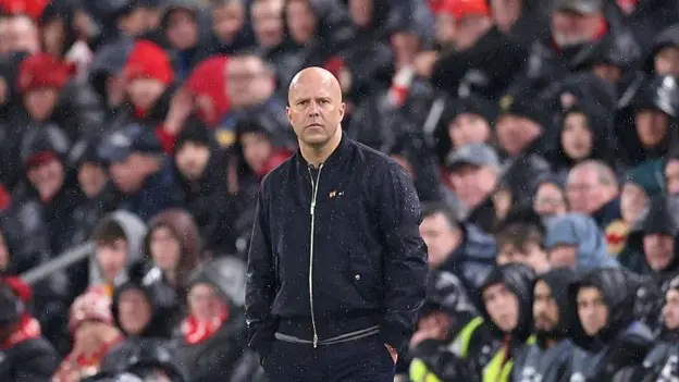 Slot’s Isak Gamble Backfires As Liverpool Trophy Hopes End