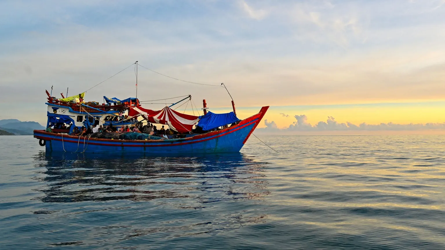 250 Missing After Migrant Boat Sinks In Indian Ocean