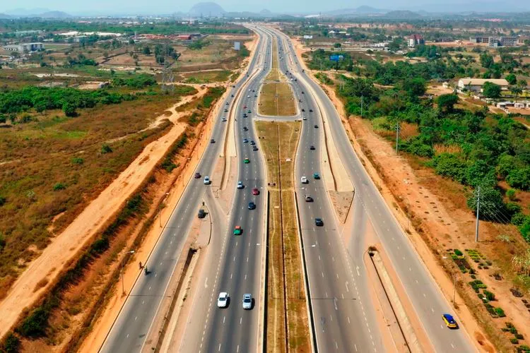 Lagos Govt Grants Exclusive Mining Lincense To Hitech For Lagos-Calabar Coastal Road Construction