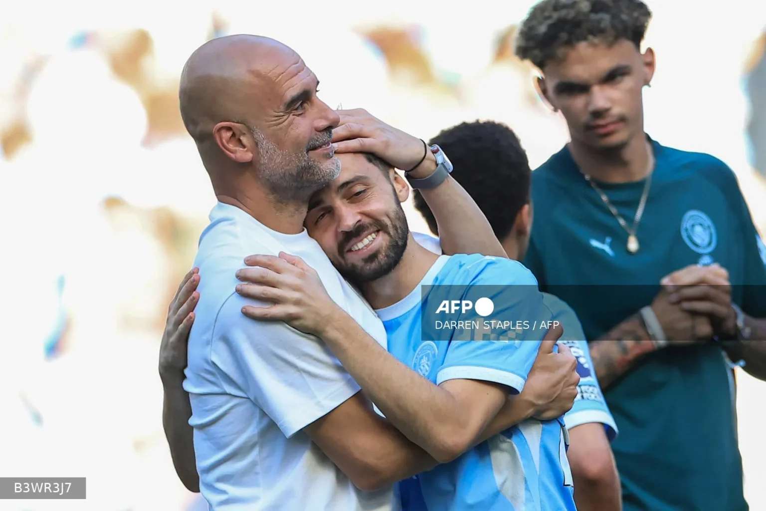EPL: Guardiola Goodbye Spoiled By Man City 2-1 Loss To Aston Villa
