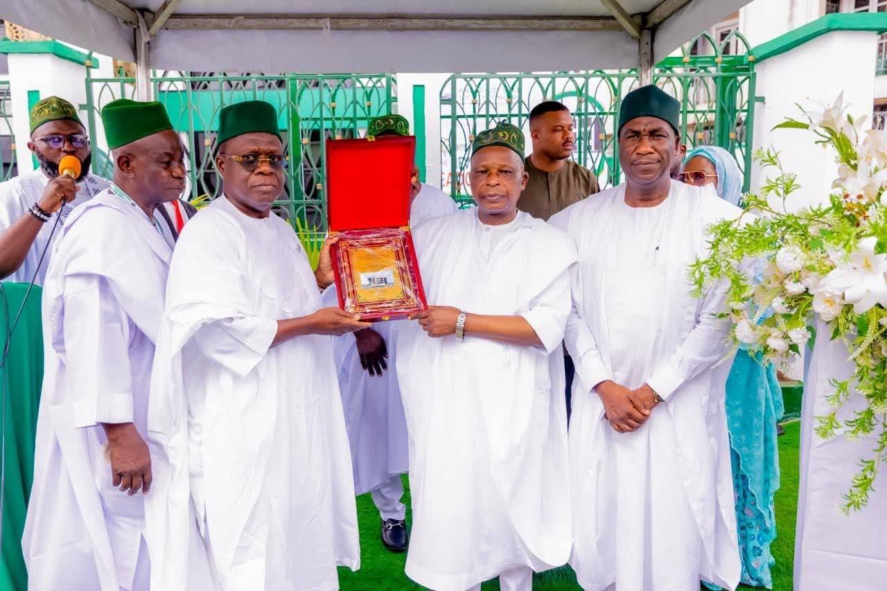 PHOTONEWS: Tinubu Unveils New National Headquarters Of Ansar-Ud-Deen Society Of Nigeria