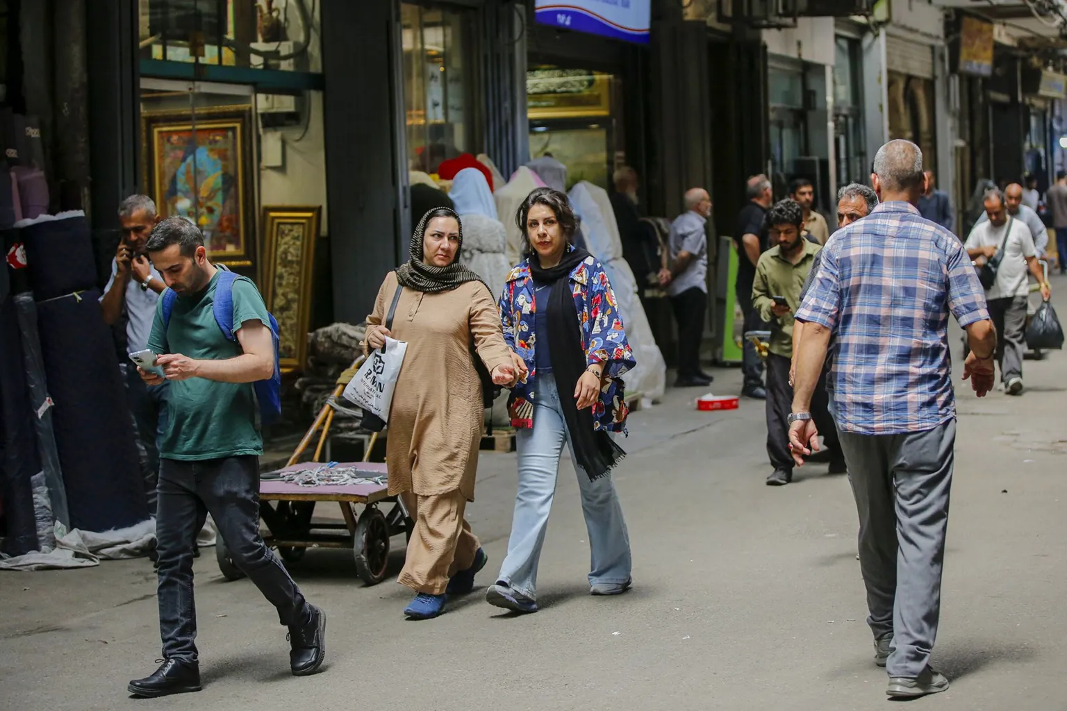 Iran Says It Is ‘Fully Prepared’ To Counter Widened US Economic Sanctions
