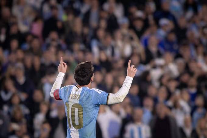 The Lesson Cristiano Ronaldo Can Still Learn From Lionel Messi’s Heroic Goodbye