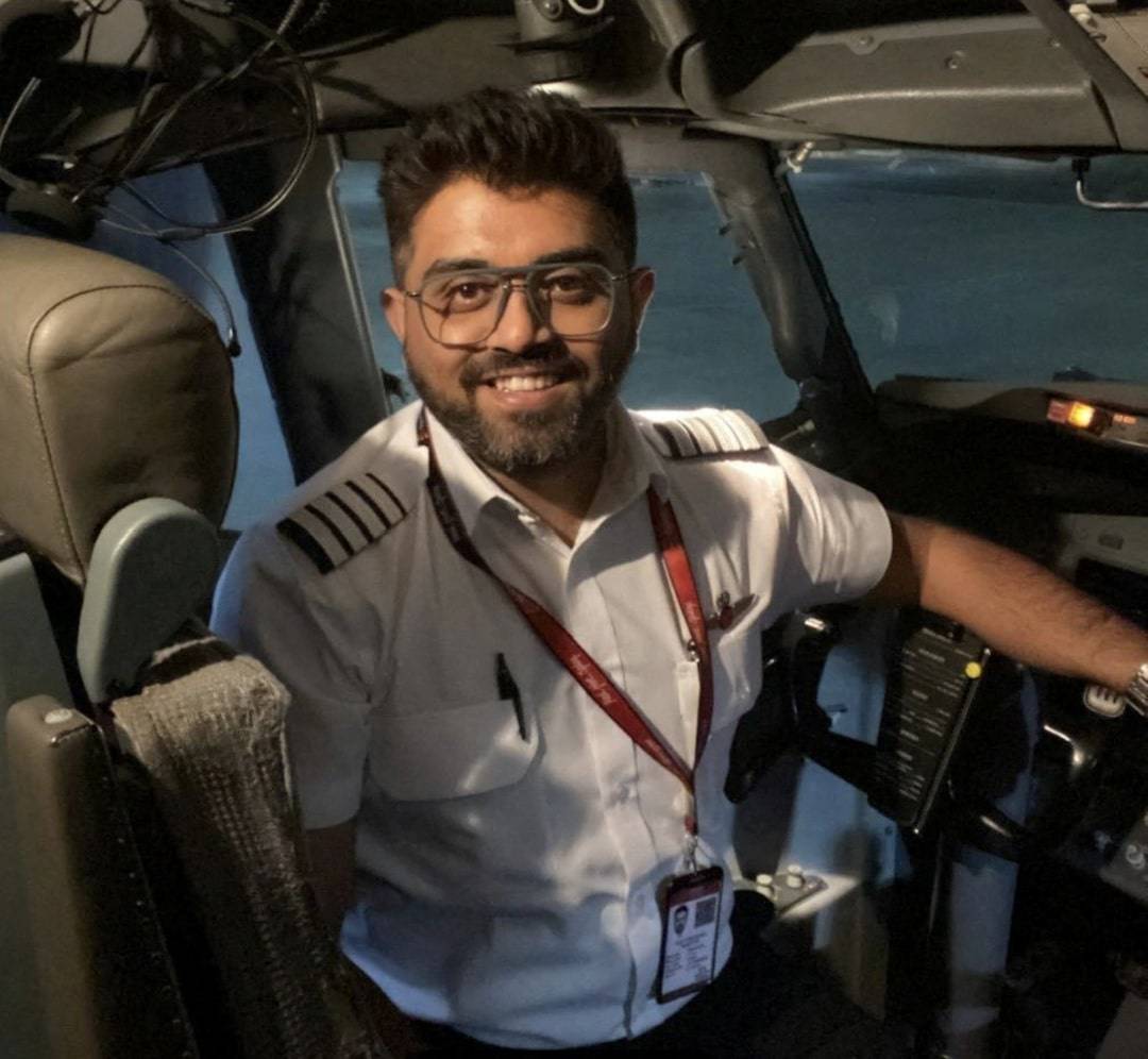 Pilot Who Was Attacked With Axe Mid-Flight Reveals What Happened Inside Cockpit